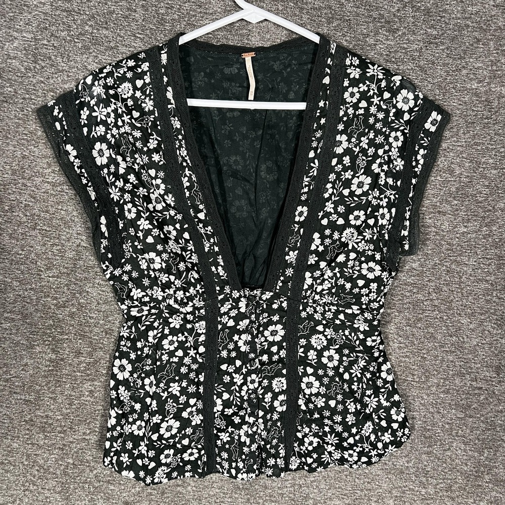Free People‎ Shirt Womens XS Black Floral Button Front Lace Trim Boho Cotton